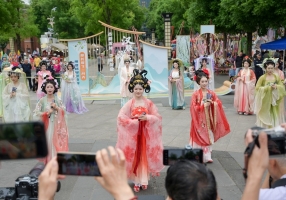 北碚区第四届正码头风筝文化集启幕