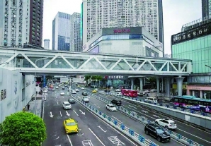 观音桥空中连廊首开段基本建成