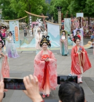 北碚区第四届正码头风筝文化集启幕