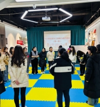 一张“金名片”让社区治理暖人心