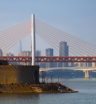 “首店首展首秀首发”朝天门·城里4月30日开门迎客