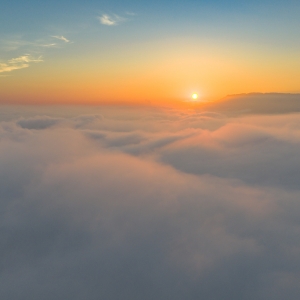 涪陵：云端之上的浪漫 “乡村振兴之眼”邂逅平流雾