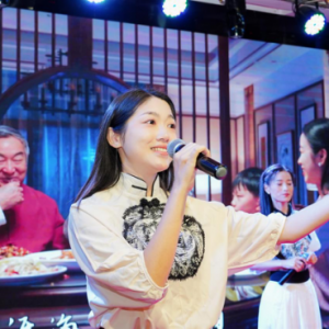 不只是赛酒 当中外名酒遇上“醉”美巫溪