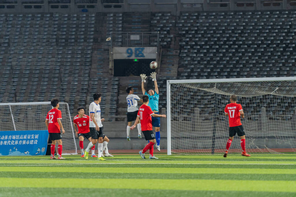 渝中半岛队训练现场。渝中区融媒体中心供图