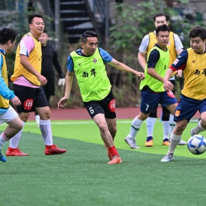 文体明星隔空助阵“渝超” 魏翔、田亮为区县战队激情打Call