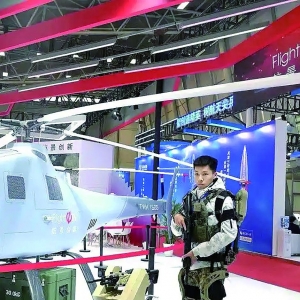 从废品站寻零件到自制机甲 重庆小伙把科幻梦照进现实